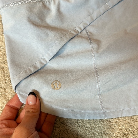 Lululemon Speed Up High-Rise Lined Short 2.5” Size 4 Light Blue - Picture 3 of 9
